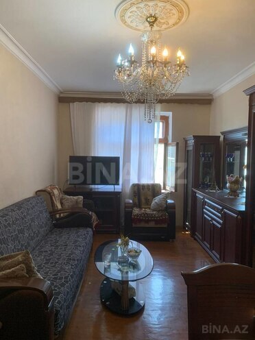 Satılır 3 otaqlı köhnə tikili 60 m², 20 Yanvar m., photo 1 from 16