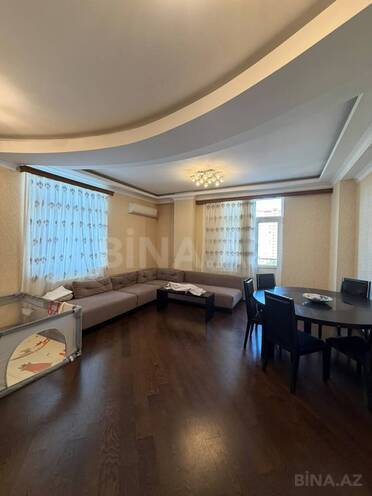 Satılır 4 otaqlı köhnə tikili 136 m², Nizami m., photo 4 from 32