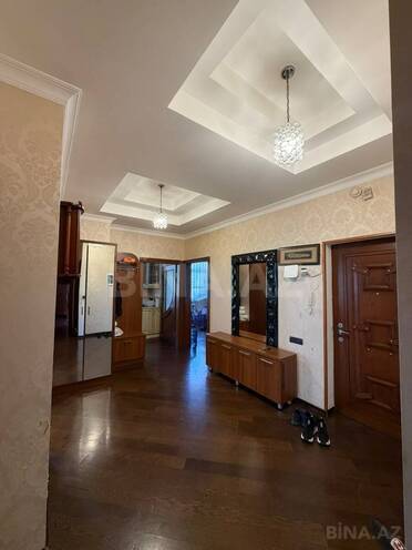 Satılır 4 otaqlı köhnə tikili 136 m², Nizami m., photo 26 from 32