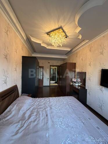 Satılır 4 otaqlı köhnə tikili 136 m², Nizami m., photo 12 from 32