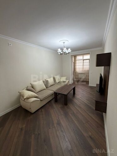 Продаётся 2-комн. вторичка 45 м², м. Ази Асланов, photo 3 from 25