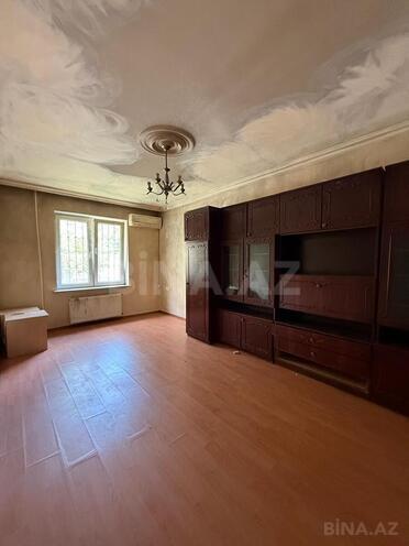 Satılır 3 otaqlı köhnə tikili 65 m², Həzi Aslanov m., photo 1 from 10