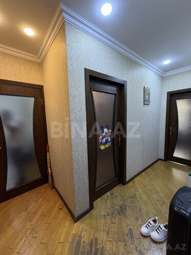 Satılır 2 otaqlı köhnə tikili 68 m², İnşaatçılar m., photo 8 from 12