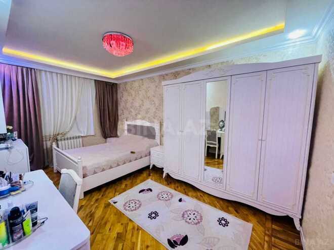 Продается 3-комн. вторичка 85 м², м. 20 января, photo 1 from 30