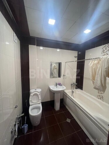 İcarəyə verilir 3 otaqlı yeni tikili 140 m², 28 May m., photo 11 from 12