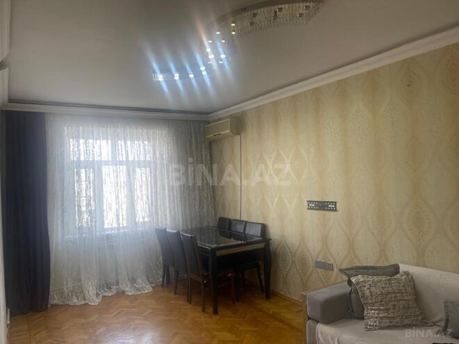 Satılır 4 otaqlı köhnə tikili 100 m², Əhmədli m., photo 1 from 23