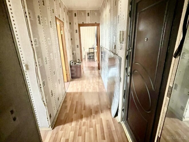 Satılır 2 otaqlı köhnə tikili 65 m², Qara Qarayev m., photo 11 from 18