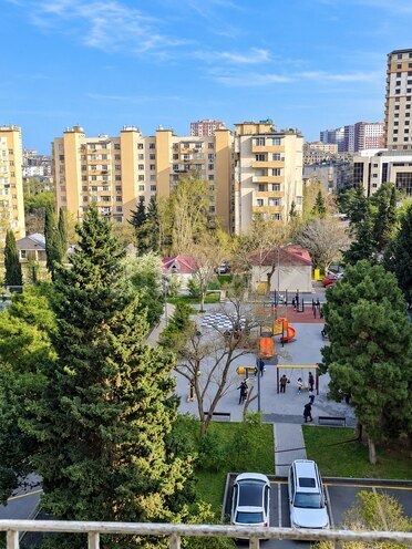 Продаётся 3-комн. вторичка 70 м², м. Мемар Аджеми, photo 13 from 14