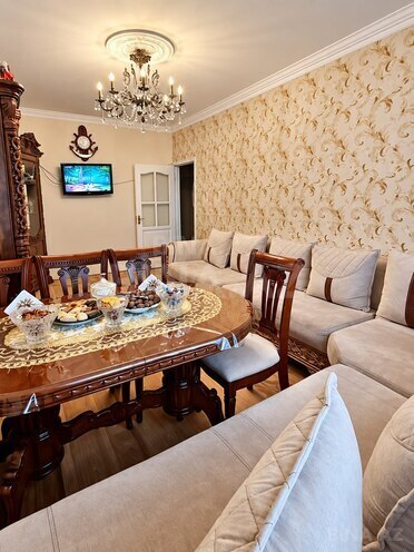 Продаётся 3-комн. вторичка 70 м², м. Мемар Аджеми, photo 3 from 14