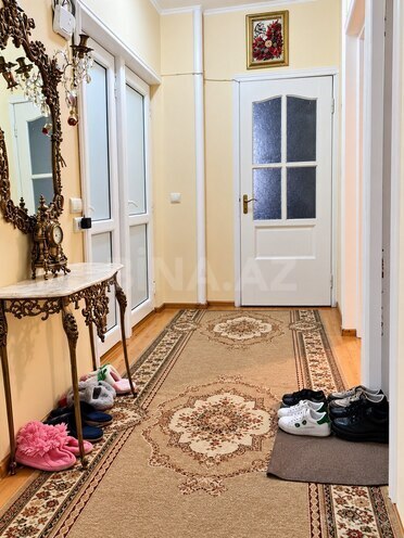 Продаётся 3-комн. вторичка 70 м², м. Мемар Аджеми, photo 4 from 14