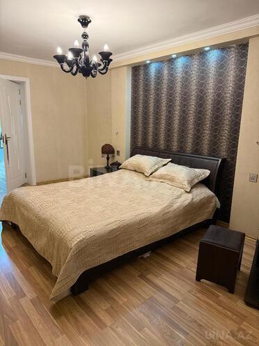 Продается 5-комн. вторичка 130 м², м. Иншаатчылар, photo 8 from 24