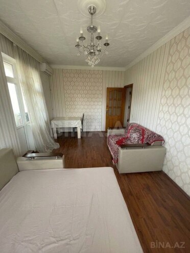 Продаётся 2-комн. вторичка 55 м², м. Кара Караев, photo 10 from 15