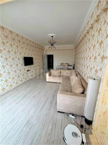 Продаётся 2-комн. новостройка 65 м², м. Ази Асланов, photo 3 from 17