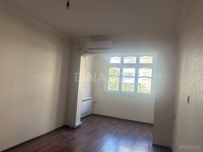 Сдаётся 2-комн. вторичка 65 м², м. Иншаатчылар, photo 1 from 10