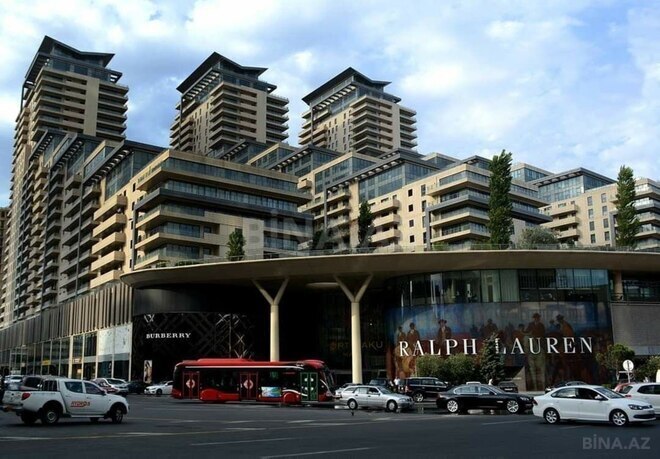 İcarəyə verilir 6 otaqlı yeni tikili 400 m², 28 May m., photo 1 from 18
