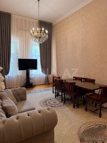 Продается 4-комн. вторичка 130 м², м. Ичеришехер, photo 3 from 22