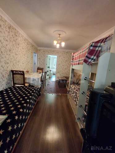 Продается 2-комн. вторичка 70 м², photo 1 from 14