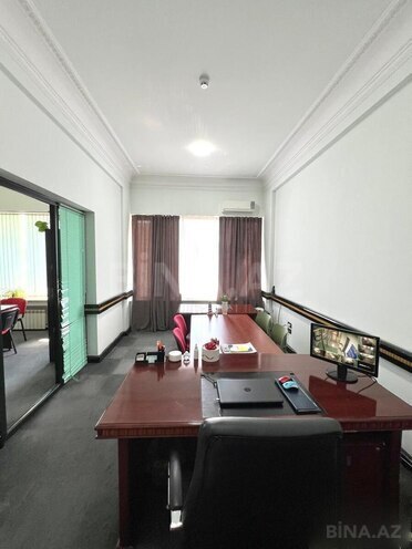 Satılır 8 otaqlı ofis 245 m², 28 May m., photo 4 from 12