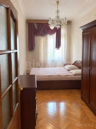Сдаётся 3-комн. вторичка 110 м², м. Нариман Нариманов, photo 6 from 10