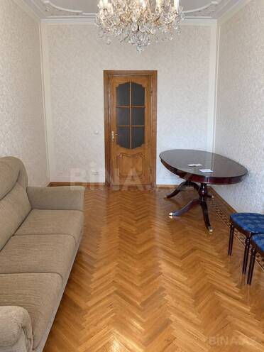 Сдаётся 3-комн. вторичка 110 м², м. Нариман Нариманов, photo 5 from 10