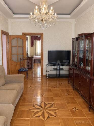 Сдаётся 3-комн. вторичка 110 м², м. Нариман Нариманов, photo 4 from 10