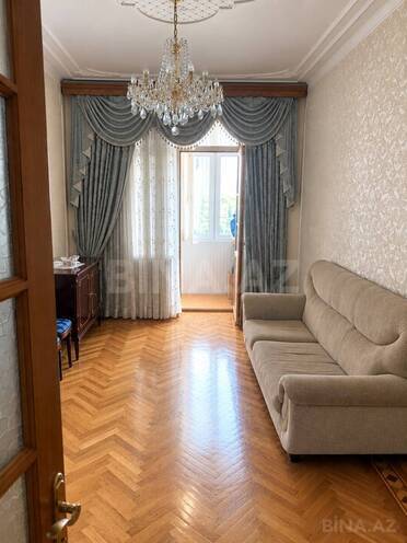 Сдаётся 3-комн. вторичка 110 м², м. Нариман Нариманов, photo 3 from 10