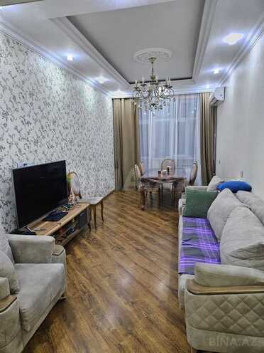 Продаётся 3-комн. новостройка 88 м², м. Нефтчиляр, photo 1 from 10