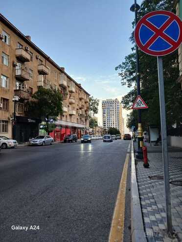 Satılır 2 otaqlı köhnə tikili 45 m², 28 May m., photo 1 from 7