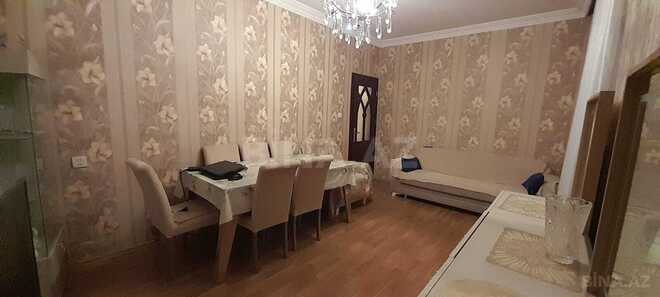 Satılır 3 otaqlı köhnə tikili 90 m², Yeni Günəşli q., photo 1 from 15