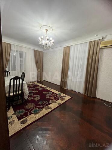 Сдается 2-комн. вторичка 45 м², м. Нариман Нариманов, photo 1 from 10