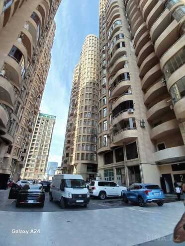 Продаётся 4-комн. новостройка 191 м², м. Шах Исмаил Хатаи, photo 1 from 9