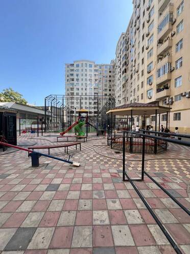 Продается 3-комн. новостройка 95 м², м. Нефтчиляр, photo 10 from 11