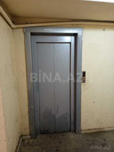 Продается 2-комн. вторичка 65 м², м. Кара Караев, photo 16 from 19