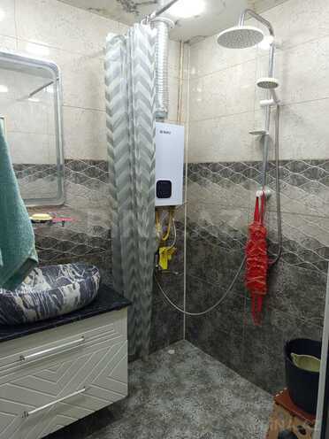 Продается 2-комн. вторичка 65 м², м. Кара Караев, photo 12 from 19