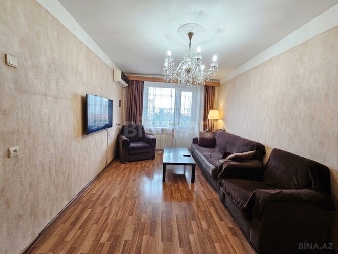 Satılır 2 otaqlı köhnə tikili 43 m², 8 Noyabr m., photo 3 from 12