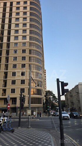 Satılır 3 otaqlı yeni tikili 156.8 m², Gənclik m., photo 12 from 13