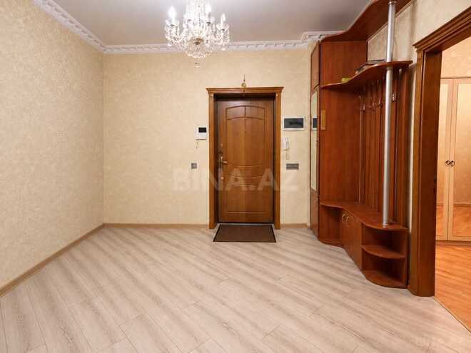 Сдаётся 3-комн. новостройка 110 м², м. Нефтчиляр, photo 10 from 11