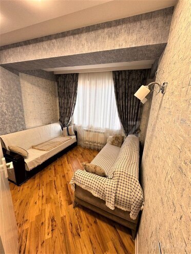 Продаётся 4-комн. новостройка 135 м², м. Ази Асланов, photo 7 from 17