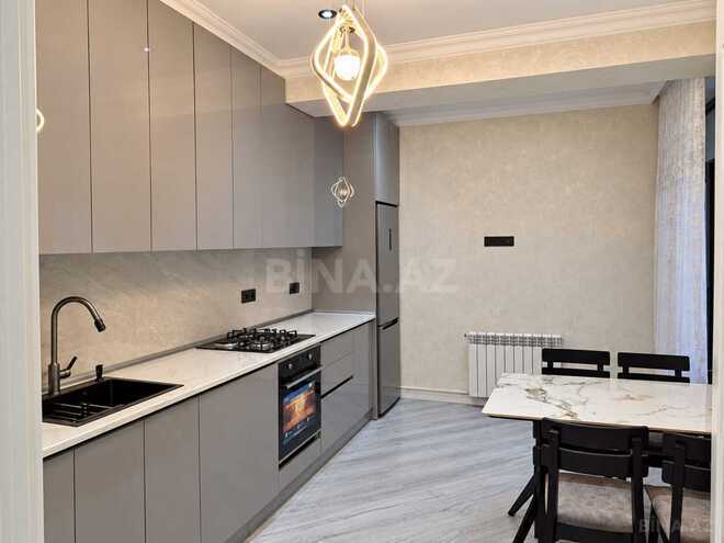 Сдается 3-комн. новостройка 93 м², м. Нефтчиляр, photo 8 from 14