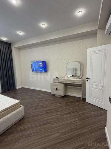 Сдается 3-комн. новостройка 160 м², Хатаинский р., photo 8 from 23