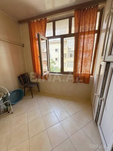 Satılır 3 otaqlı köhnə tikili 75 m², Nizami m., photo 5 from 12