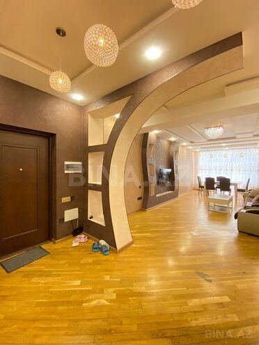Сдается 3-комн. новостройка 140 м², пос. Бадамдар, photo 4 from 29