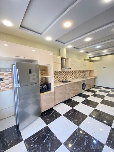 Сдается 3-комн. новостройка 140 м², пос. Бадамдар, photo 1 from 29