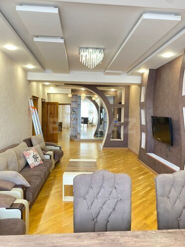 Сдается 3-комн. новостройка 140 м², пос. Бадамдар, photo 10 from 29