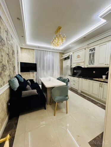 Сдается 3-комн. новостройка 100 м², Хатаинский р., photo 1 from 17