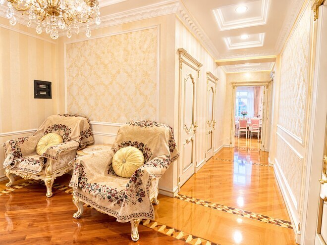Продается 3-комн. новостройка 160 м², м. Кара Караев, photo 4 from 26