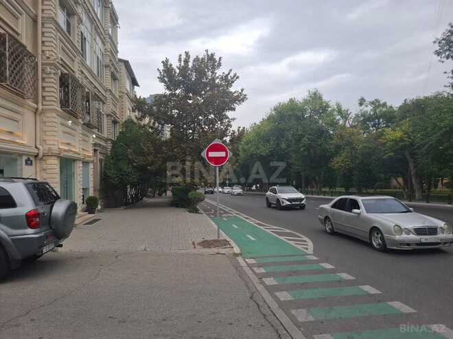 Продаётся 3-комн. вторичка 70 м², Насиминский  р., photo 1 from 15