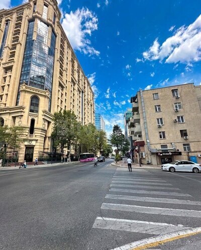 Satılır 3 otaqlı köhnə tikili 75 m², Nizami m., photo 1 from 12