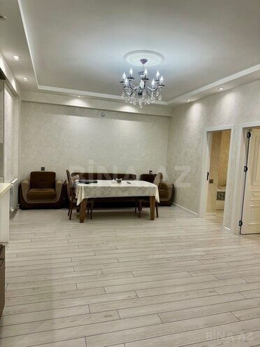 Продается 3-комн. новостройка 75 м², м. Кара Караев, photo 14 from 24