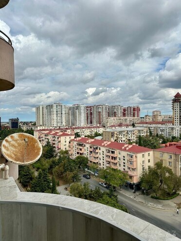 Продается 3-комн. новостройка 75 м², м. Кара Караев, photo 21 from 24